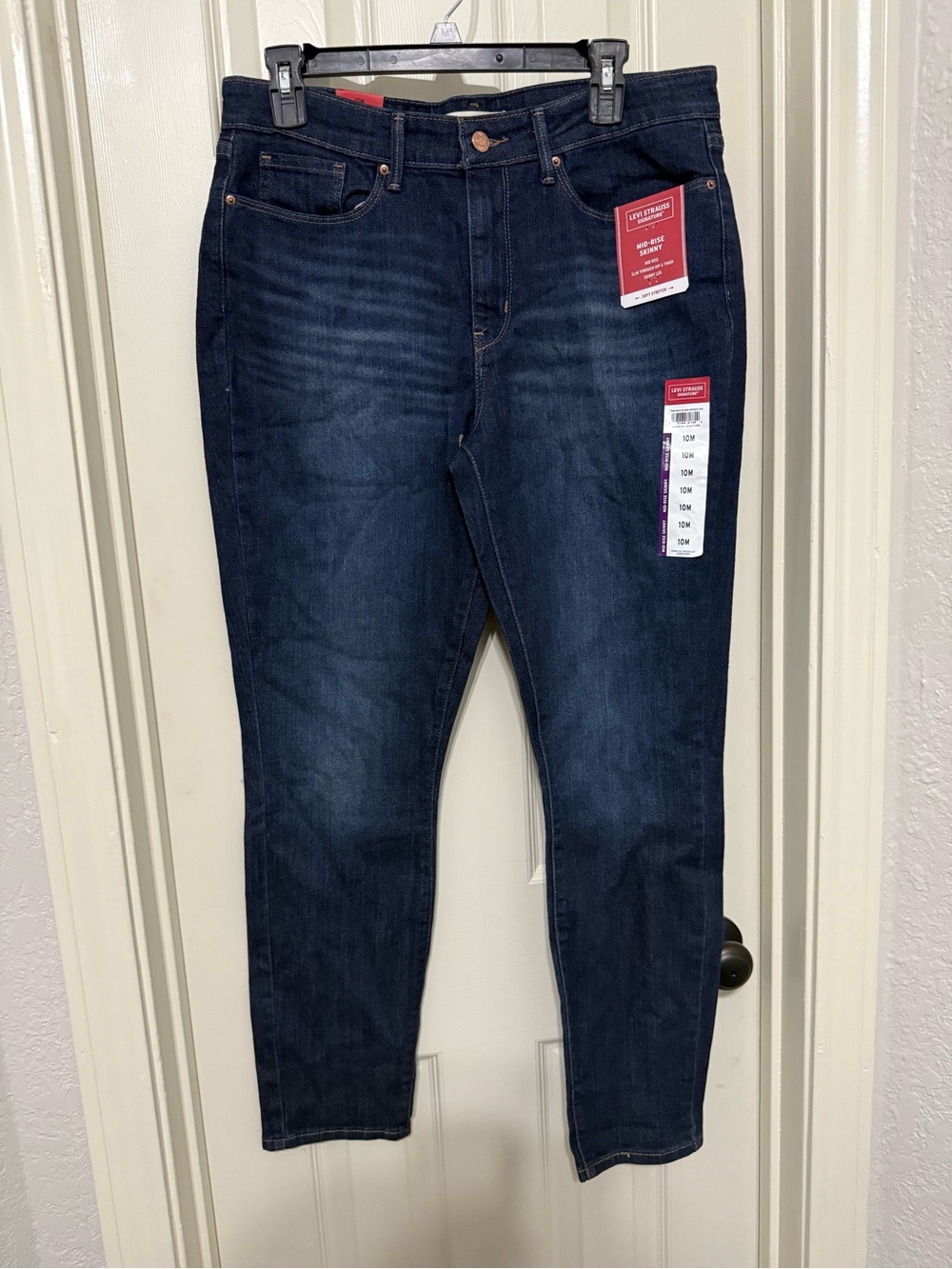 Levi's Women's Dark Indigo Skinny Jeans